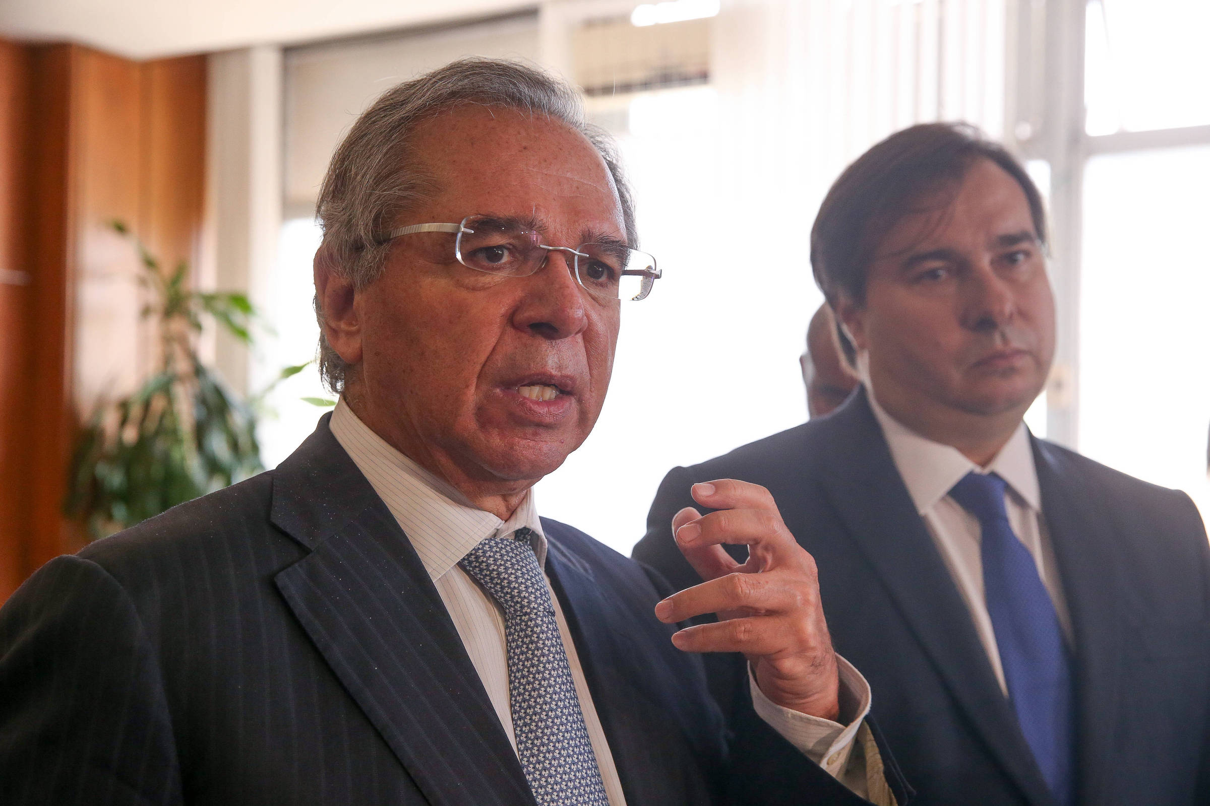 Guedes defende tributos sobre movimentação financeira de 0,20%